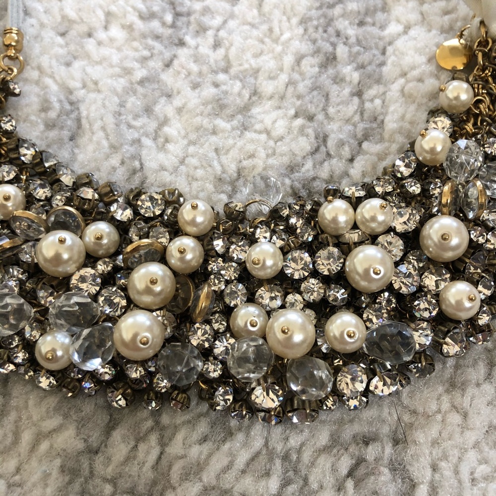 RARE J.CREW Pearl & Diamond bib Statement Necklace - Picture 3 of 7